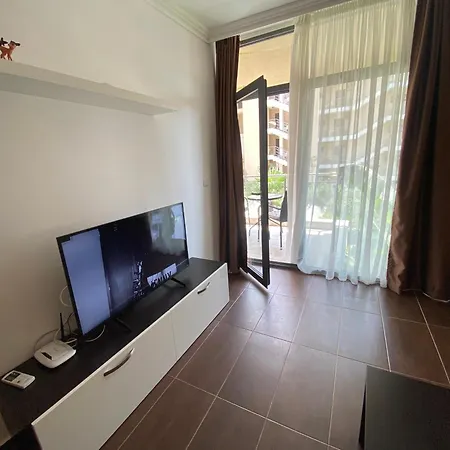 Dolche 2, Banana Tree Apartment *